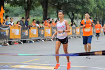 Vận động viên Chi Nguyễn:﻿﻿ Sống “chậm” hơn nhờ chạy