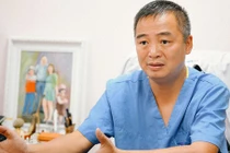 Trận chiến này quá cam go, nhiều nữ điều dưỡng ngất xỉu vì kiệt sức,… nhưng hãy tin vào chúng tôi!