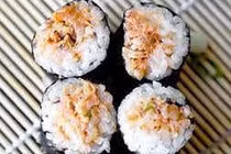 Biến tấu món ăn đủ chất với một hộp cá ngừ