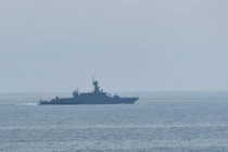 Không quân hải quân Nga lại đánh chặn chiến hạm Hà Lan