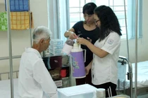 Thái độ khó chịu