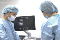 Y học bào thai giúp “giải cứu” thai nhi ngay khi còn trong bụng mẹ