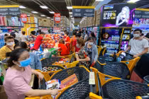 Siêu thị ở quận Gò Vấp đông nghẹt người