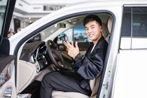 Ưng Hoàng Phúc gửi lời xin lỗi đến khán giả sau tin gây tai nạn rồi bỏ trốn