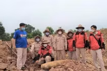 Quảng Bình: Phát hiện 5 quả bom "khủng"