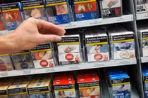 Tăng mạnh mức phạt khi quảng cáo thuốc lá, rượu từ ngày 1/6/2021