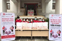 SeABank trao tặng hơn 16.000 suất quà tổng trị giá gần 1,4 tỷ đồng cho người khó khăn bị ảnh hưởng bởi Covid-19 