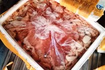 Tác hại của lòng lợn không rõ nguồn gốc