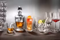  Phân biệt pha lê và thủy tinh