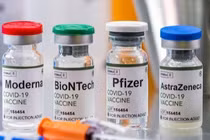 Bộ Y tế: Ưu tiên vắc xin Pfizer cho người đã tiêm mũi một AstraZeneca