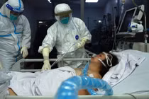 Đêm trắng tại "thành trì" cuối cùng chiến đấu với Covid-19 ở TPHCM