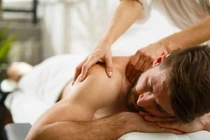 Đau cơ toàn thân do massage