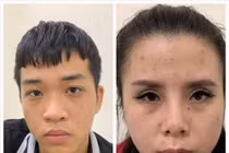 Mai Gia Thái Bình và Dương Thị Thanh Phương tại cơ quan công an. Ảnh: Công an TP Đà Nẵng. 