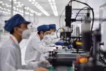 Vingroup tài trợ 20 dự án khoa học Việt