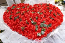 Quốc tế Phụ nữ 8/3: Ngày lễ lớn nhất của ngành hoa