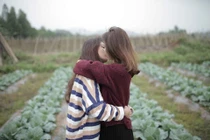 Không đành lòng nhìn người yêu đi lấy chồng