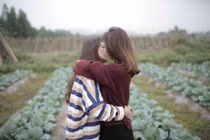 Không đành lòng nhìn người yêu đi lấy chồng