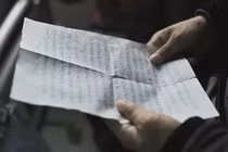 Nội dung thư tuyệt mệnh của nam thanh niên nhảy lầu tự tử ở Hà Nội