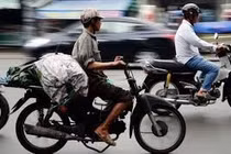 Thải bỏ xe máy cũ thế nào?