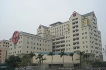 Cách ly 89 y bác sĩ, hơn 200 người Hà Nội vì tiếp xúc bệnh nhân 237