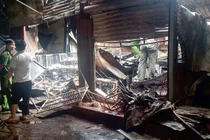 30 ki-ốt tại chợ Phước Long bị thiêu rụi, thiệt hại hàng tỷ đồng (MH)