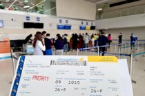 Đề xuất bỏ trần giá vé máy bay, nguy cơ ‘bắt tay’ tăng giá, khách lãnh đủ