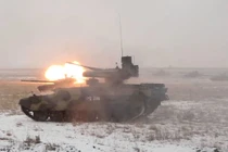 Video: Xe yểm trợ hỏa lực tăng thiết giáp BMPT huấn luyện chiến đấu