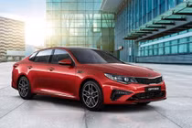 Thực hư việc nhiều mẫu ô tô bị sắp dừng bán tại Việt Nam