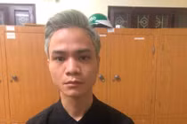 Nghi phạm Phùng Văn Vinh tại cơ quan công an.