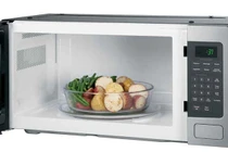 Đừng tham lò vi sóng công suất lớn