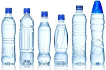 Sử dụng chai nhựa uống nước đúng cách