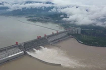 Cảnh báo thời tiết bất thường tại Việt Nam