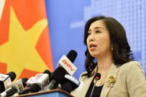 Việt Nam phản ứng việc Trung Quốc bắn tên lửa tại Biển Đông