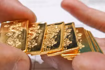 Giá vàng tăng dựng đứng