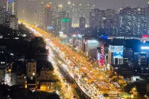 Hà Nội: Tắc đường kẹt cứng Vành đai 3 cả đêm