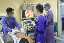 Đi khám muộn, ung thư thực quản xâm lấn