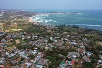 Giúp dân vùng tâm bão thoát cảnh 'màn trời, chiếu đất'