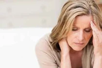 Phụ nữ tiền mãn kinh dễ bị sạm nám