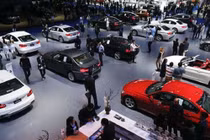 Tháng 5: Doanh số bán ô tô giảm 15%