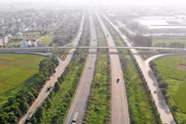 Hà Nội cải tạo đường gom Đại lộ Thăng Long