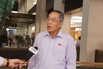 Đổ trộm dầu thải, gây ô nhiễm dễ dàng thế, an ninh nguồn nước có đảm bảo?