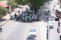 Nắng nóng gay gắt trở lại miền Bắc, miền Trung