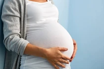 10 - 20% thai phụ mắc viêm gan B mạn tính sẽ lây cho con