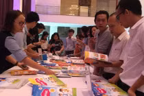 Trường tiểu học phải cung cấp đầy đủ thông tin về SGK mà trường sử dụng