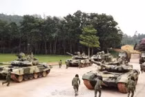 Báo Trung Quốc: T-90S thay thế T-54 trong Lữ đoàn Tăng bảo vệ Hà Nội 