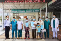Quảng Nam: 4 ca mắc Covid-19 khỏi bệnh được về nhà trong đó có 2 mẹ con