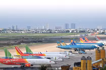 Cục Hàng không Việt Nam yêu cầu các đơn vị liên quan lập kế hoạch bay hàng ngày phù hợp với slot được xác nhận và phép bay được cấp. Ảnh minh họa.