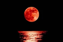 Mặt trăng máu báo trước ngày tận thế?