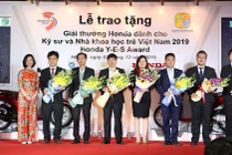 Honda tặng Giải thưởng Honda Y-E-S lần thứ 14 cho kỹ sư, nhà khoa học trẻ Việt Nam