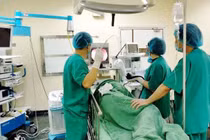 Nuốt nghẹn ở bệnh nhân ung thư thực quản giai đoạn cuối